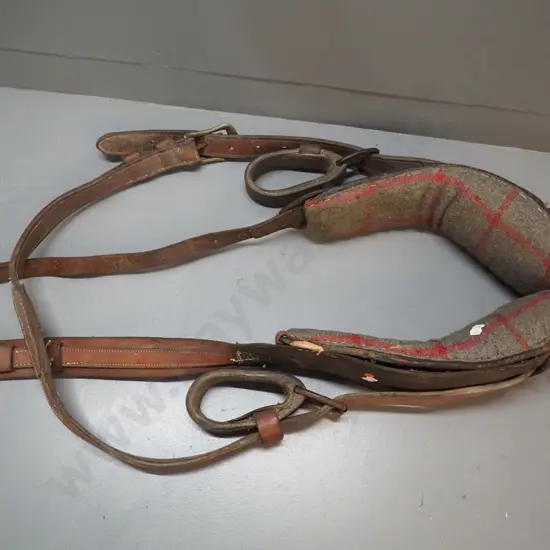 vintage wool lined leather and metal work horse collar / harness - collar L500 W360