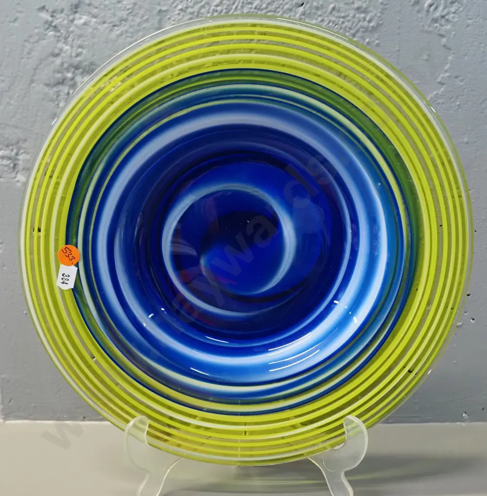 Gordon Studio Australia art glass dish - etched signature - diameter 300 Image 1++