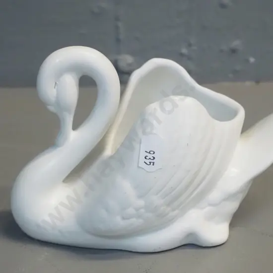 small Crown Lynn swan vase - no 2065. H-100 L-150