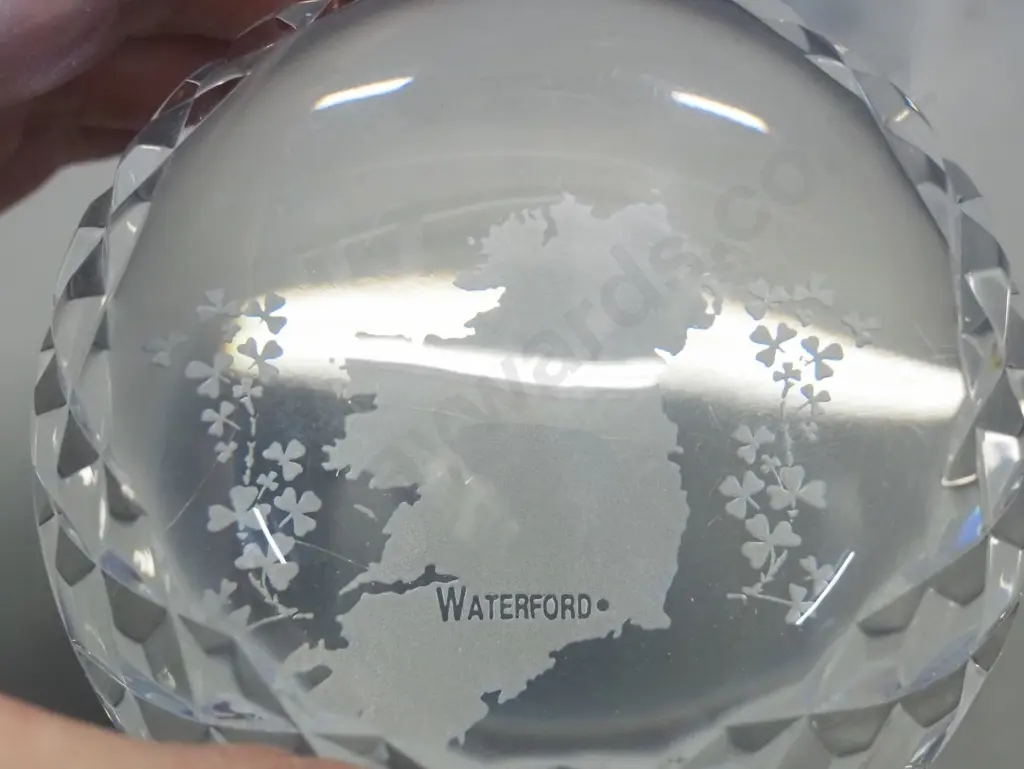 3 pieces of crystal - Waterford etched paperweight, Edinburgh bell and one other bell H-120 Image 1++