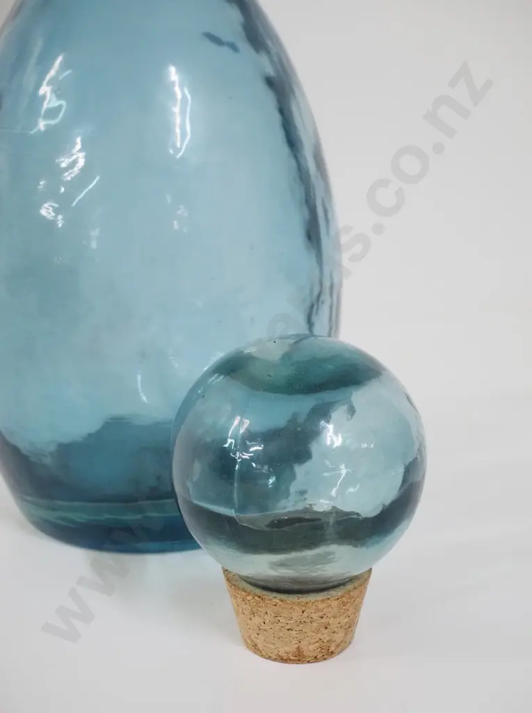 large heavy art glass stoppered bottle H-540 D-180 at widest Image 1++