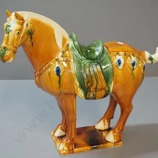Chinese ceramic horse figure H-410 L-470
