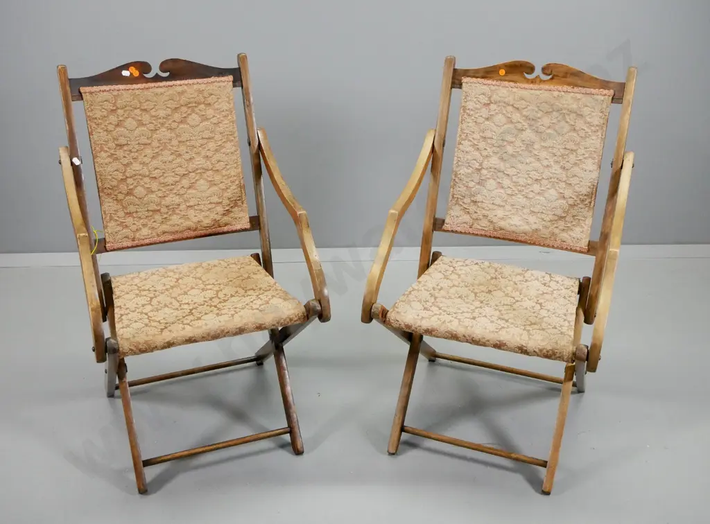 pair of vintage folding occasional or deck chairs with damask fabric seat & back - polish is faded H870 W480 D450 Image 1++