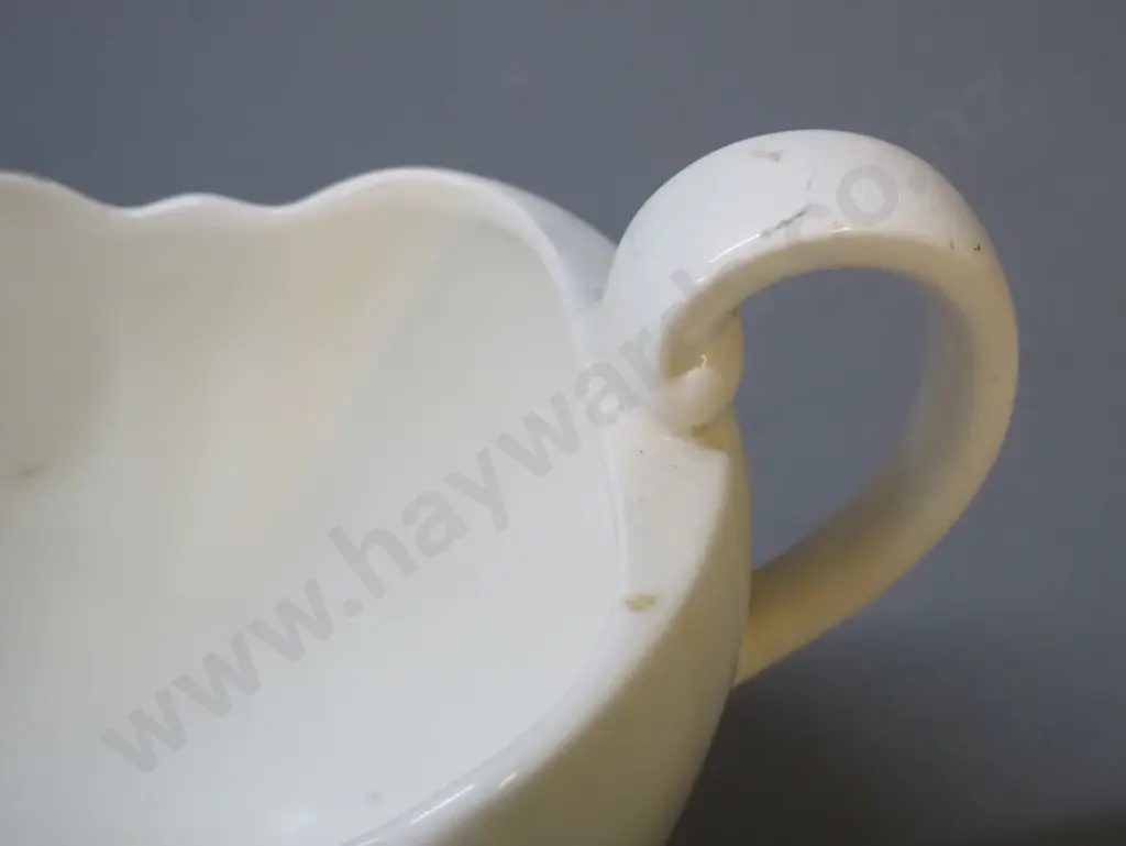 Crown Devon large handled trough vase - manufacturing flaw on one handle H180 W360 Image 1++