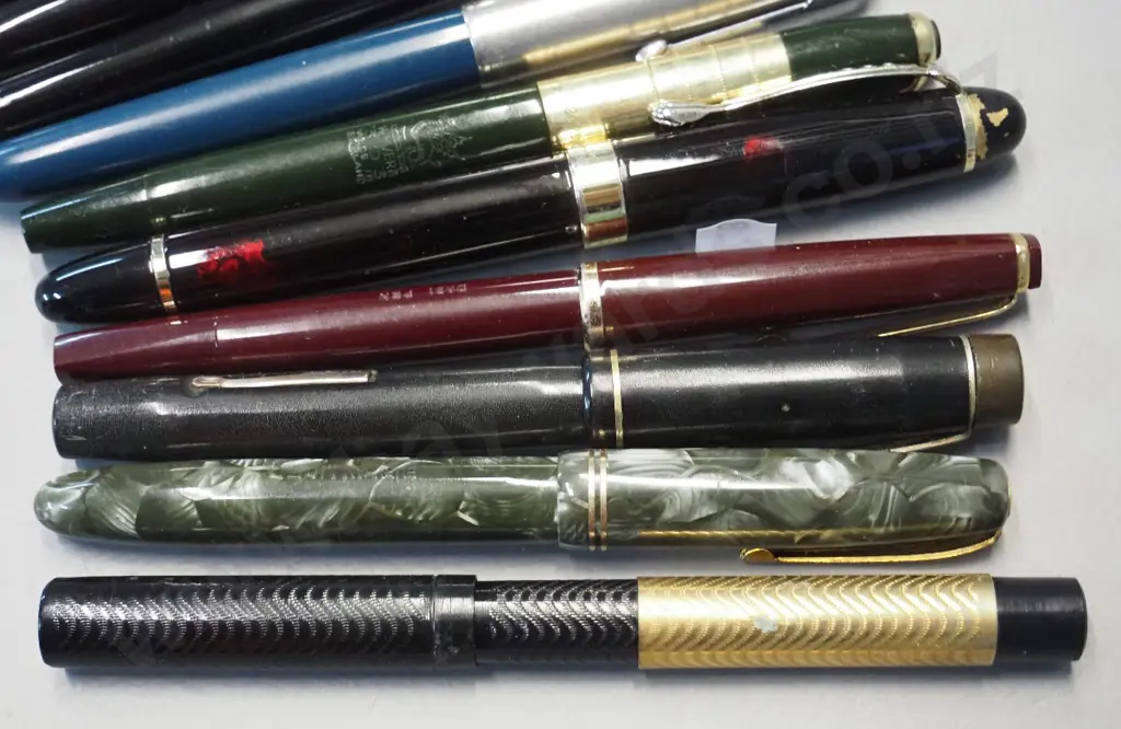 10 assorted fountain pens, some in restorer's condition - Burnham, Wyvern, Parker, Mabie Todd "Swan" etc. Image 1++