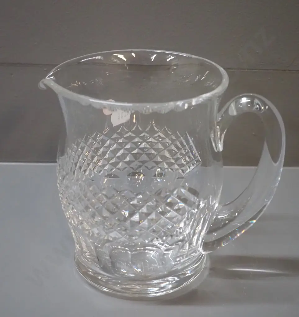 Waterford cut crystal Colleen pattern water jug H-155 W-175 Image 1++