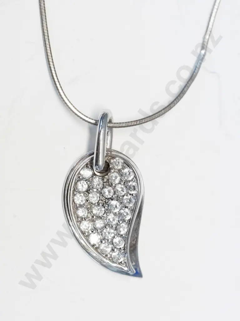 silver cz leaf necklace stamped 925 Image 1++