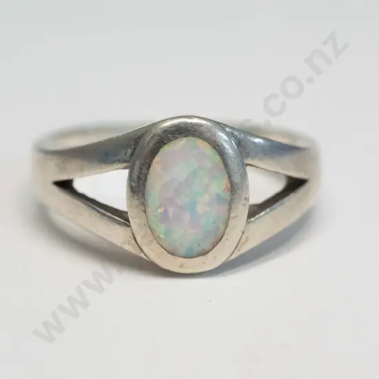 silver opal ring stamped 925