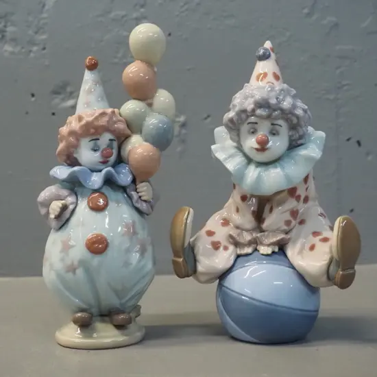 2 Lladro clown figurines - each approx. H-200