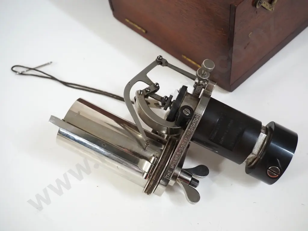 vintage Dobbie McInnes Ltd. steam engine indicator with accessories in fiitted timber case, with key H140 L240 W200 Image 1++