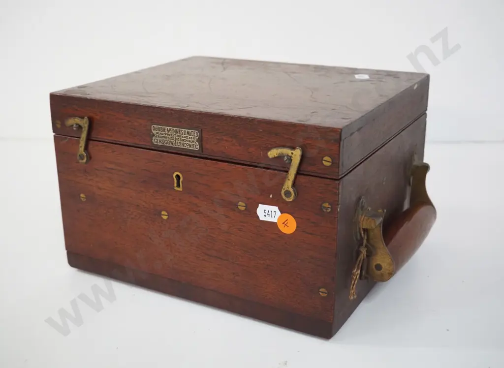 vintage Dobbie McInnes Ltd. steam engine indicator with accessories in fiitted timber case, with key H140 L240 W200 Image 1++