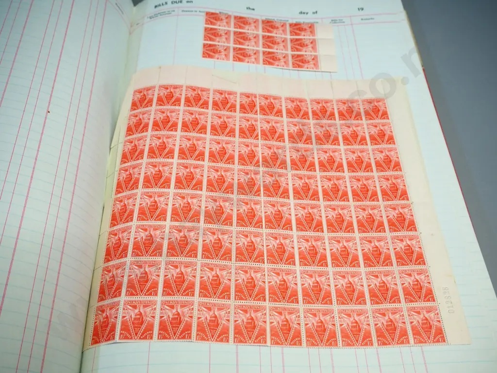 large quantity of New Zealand stamps, 1936-82, unhinged, some almost intact sheets, Health stamps etc. Image 1++