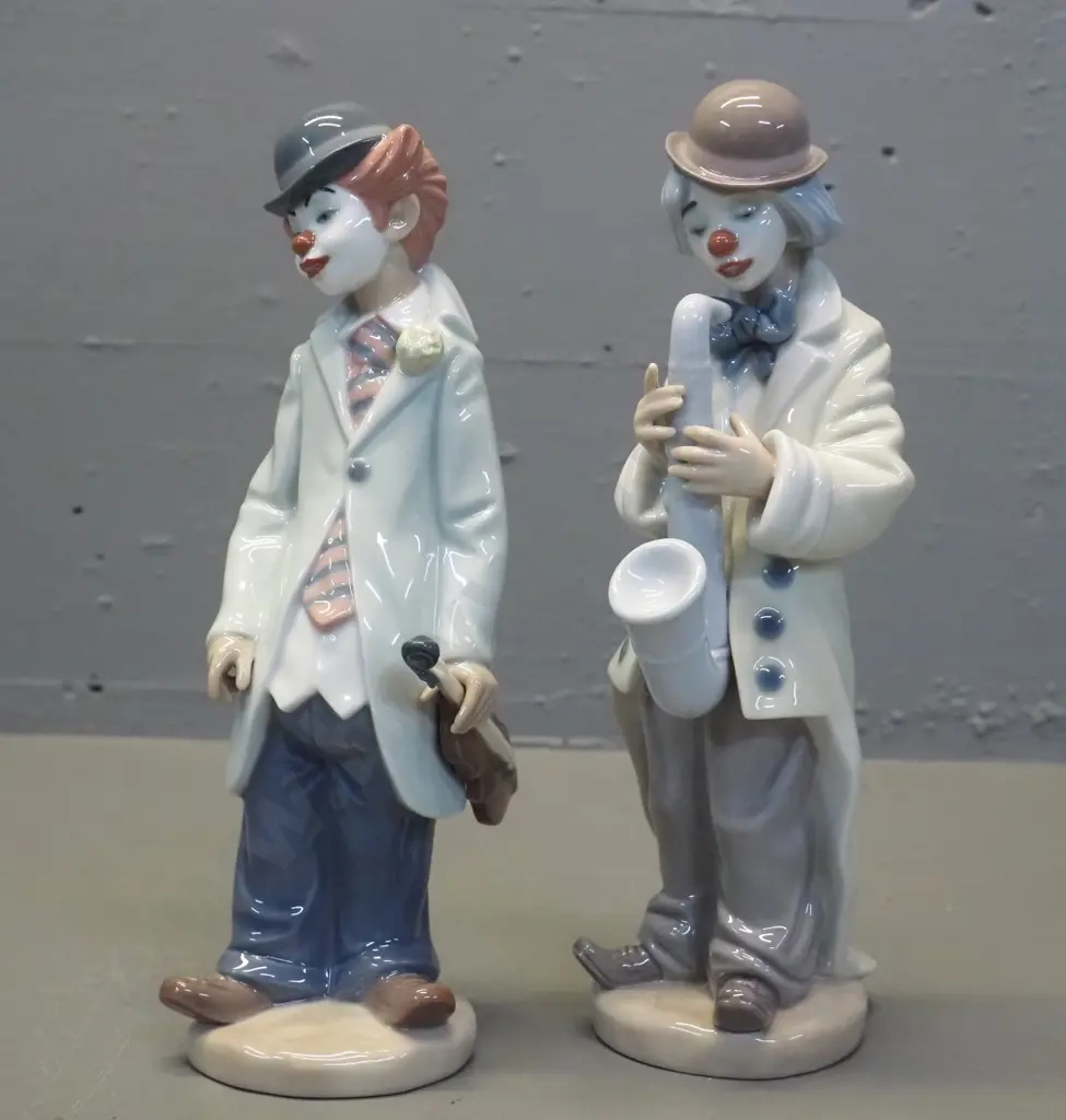 2 Lladro clown musician figurines - trumpet and violin player H-230 Image 1++