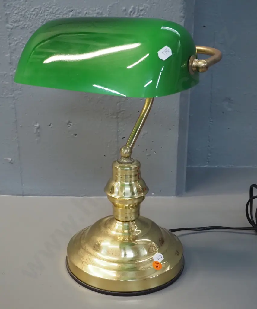 brass banker's lamp with green glass shade - pitting to brass H-365 Image 1++