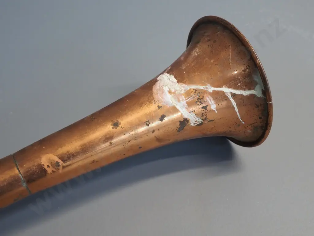 long copper hunting horn with spare mouthpiece L-1300 Image 1++