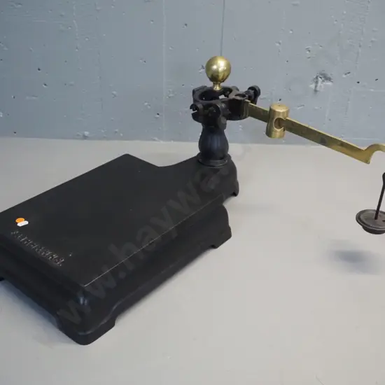 vintage cast iron and brass Fairbanks tabletop platform scales H320 D550 W550