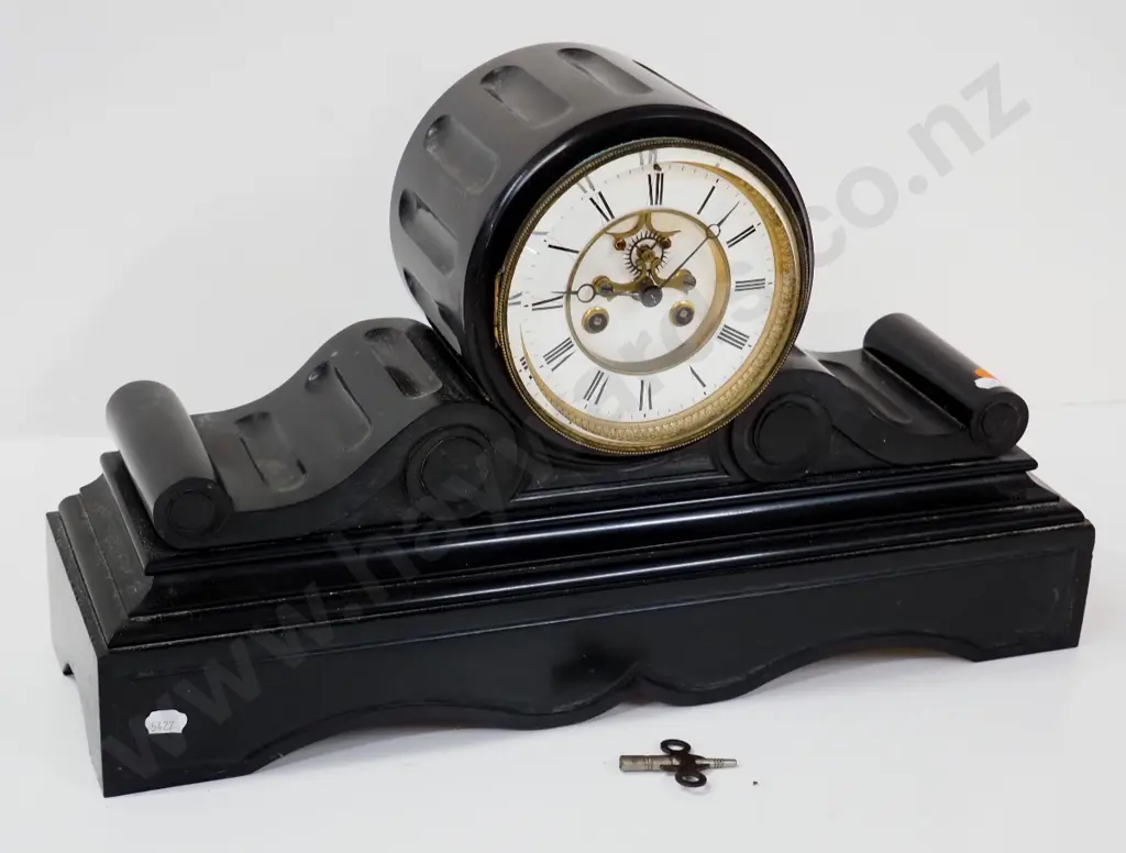 heavy black marble cased mantel clock w/ enamel and brass face, pendulum and key  - going H300 W500 D150 Image 1++