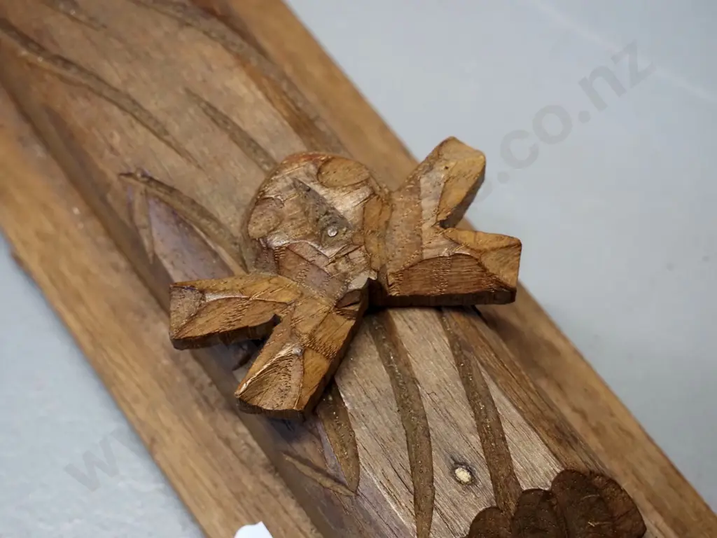 carved wooden crucifix H-640 W-270 Image 1++