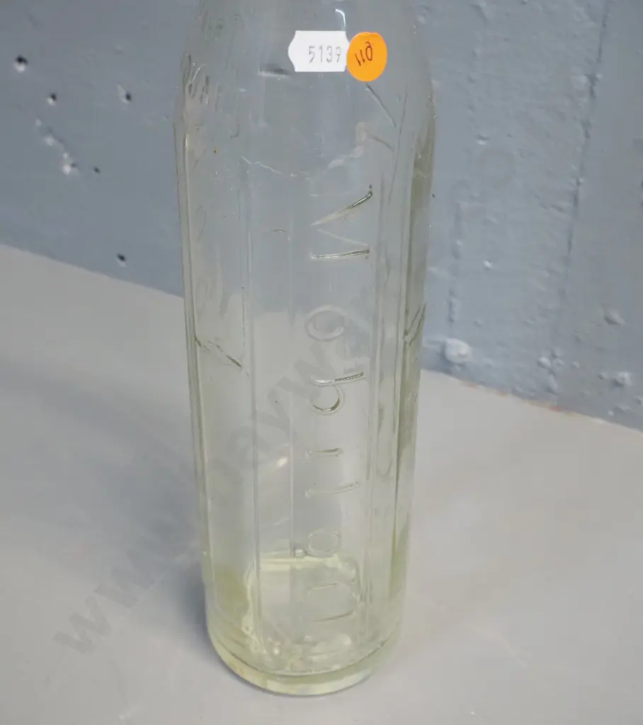 clear glass Mobil quart oil bottle H-380 Image 1++