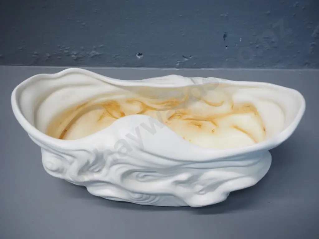 Crown Lynn log motif trough vase No 587 - some browning inside H-100 L-255 Image 1++
