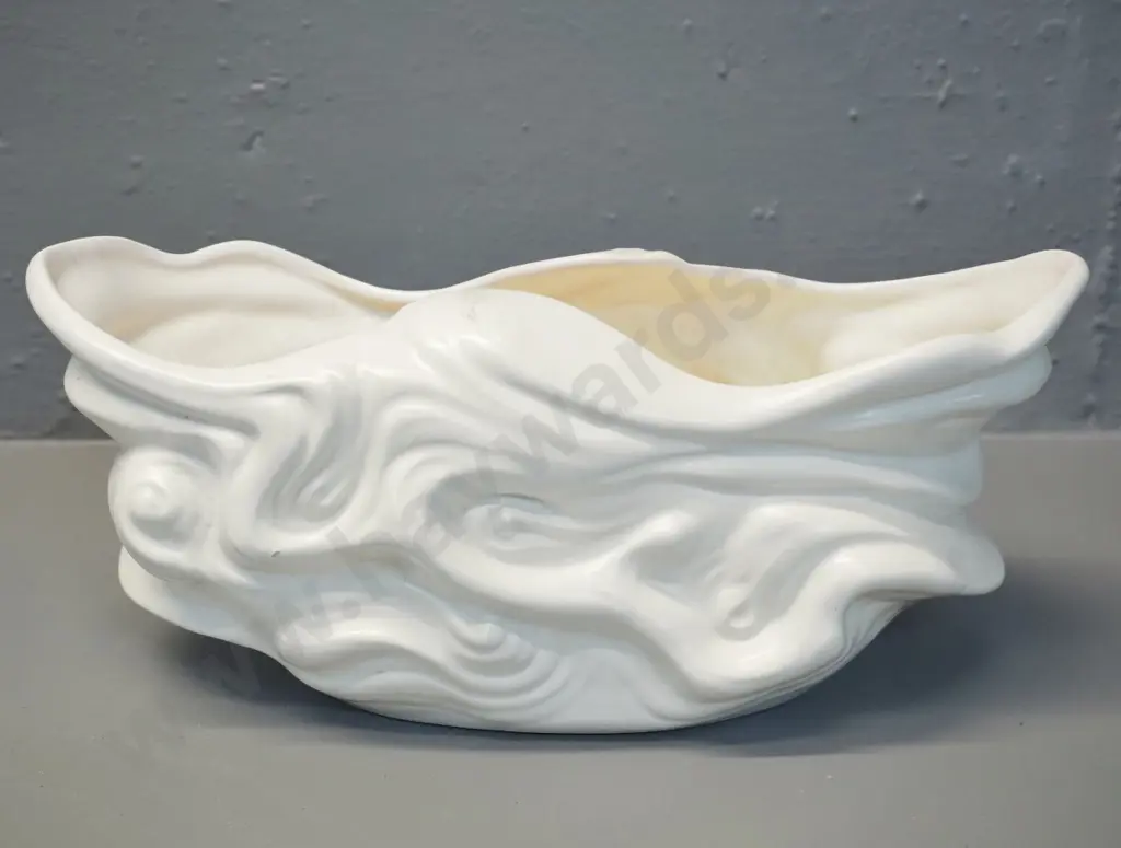 Crown Lynn log motif trough vase No 587 - some browning inside H-100 L-255 Image 1++