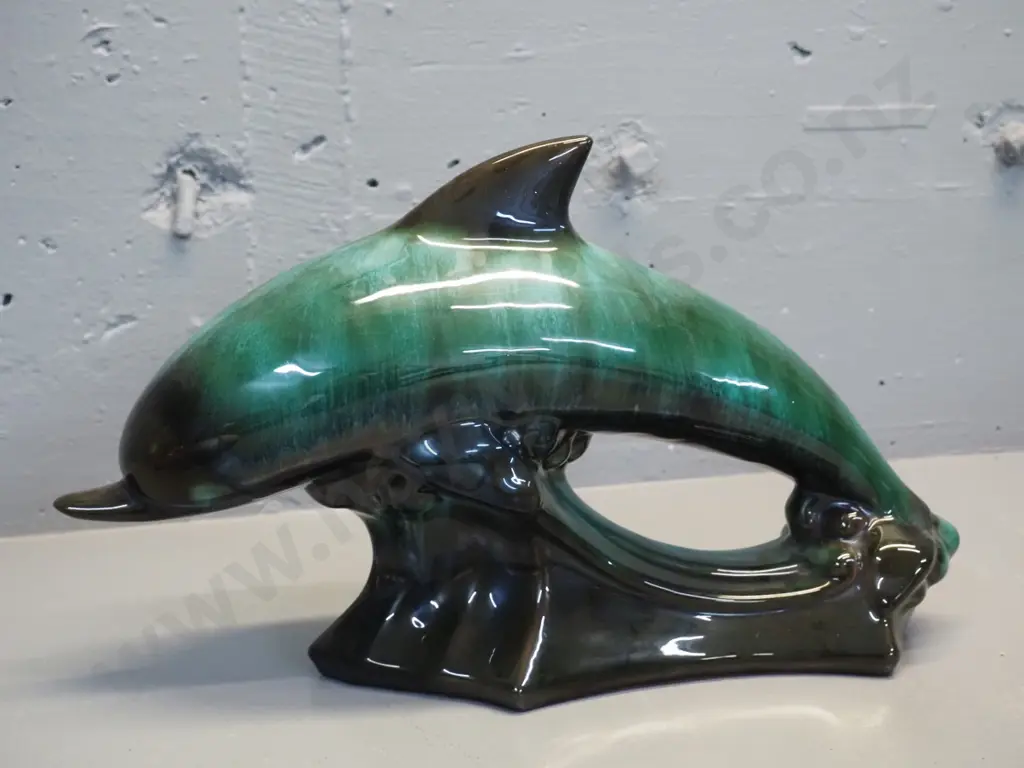 large Blue Mountain Pottery dolphin figure H250 L-410 Image 1++