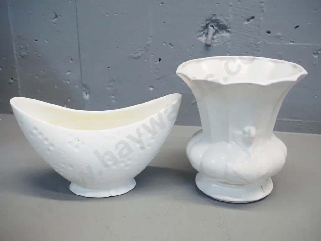 2 Crown Lynn white vases - impressed dimple pattern 663 w/small chip to base, taller urn shaped one has crazing H170 Image 1++