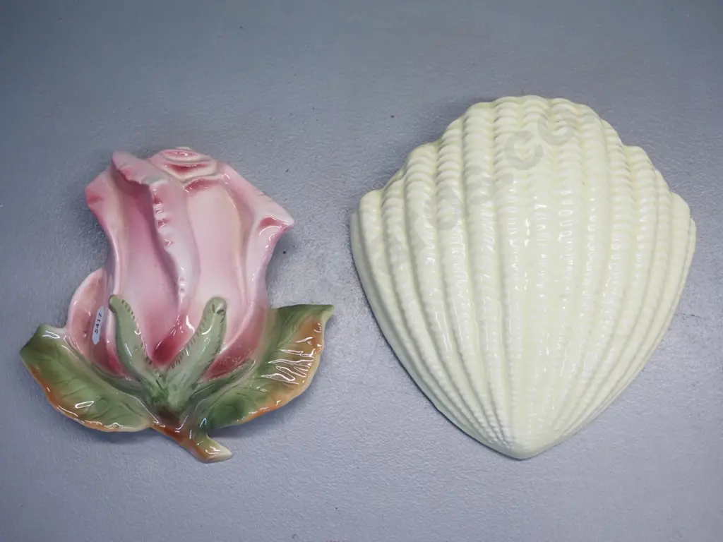 2 retro wall pocket vases - Sylvac shell shape H-160 W-170 and a Titian Studio rose Image 1++