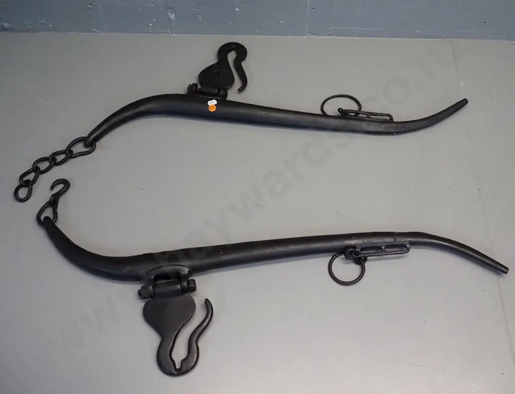 pair vintage horse hames - marked Cornstalk Brand, England - L-810 Image 1++