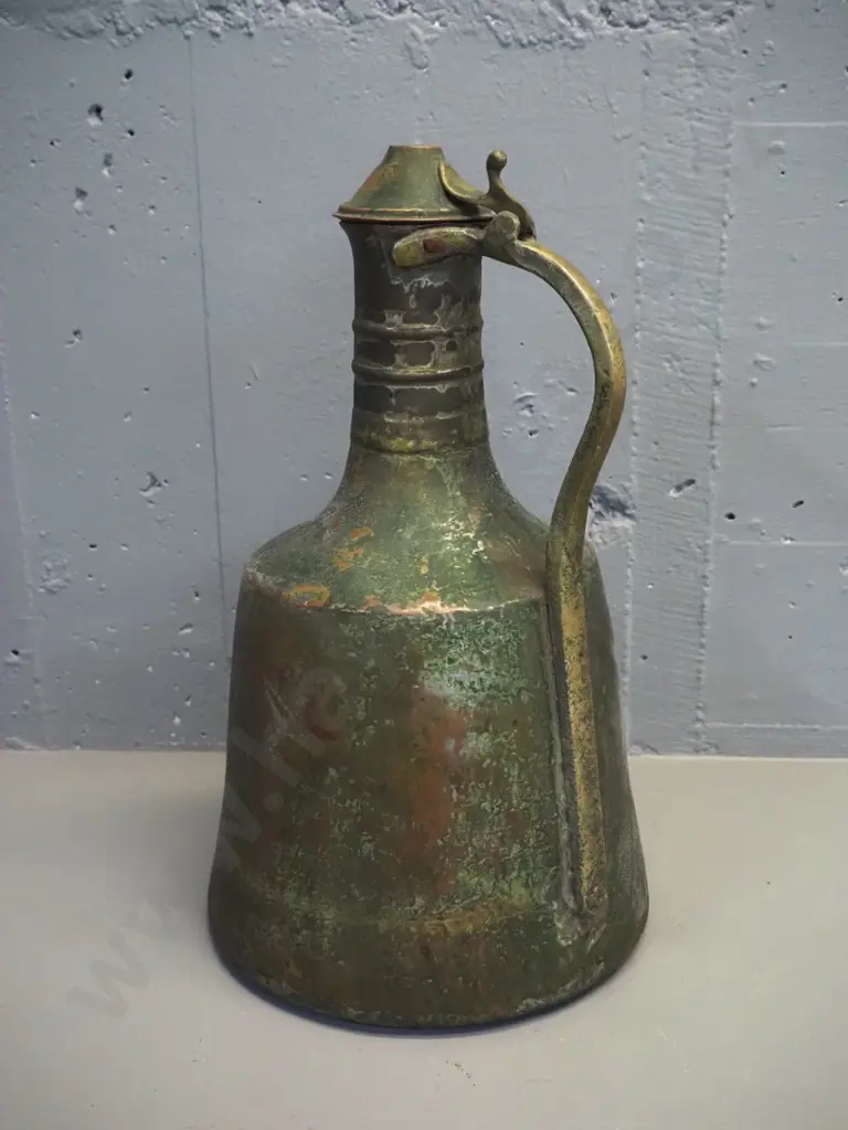 vintage brass wide-based handled jug with hinged lid H-440 D-260 at bottom Image 1++