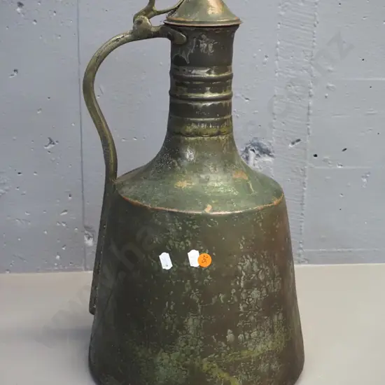 vintage brass wide-based handled jug with hinged lid H-440 D-260 at bottom