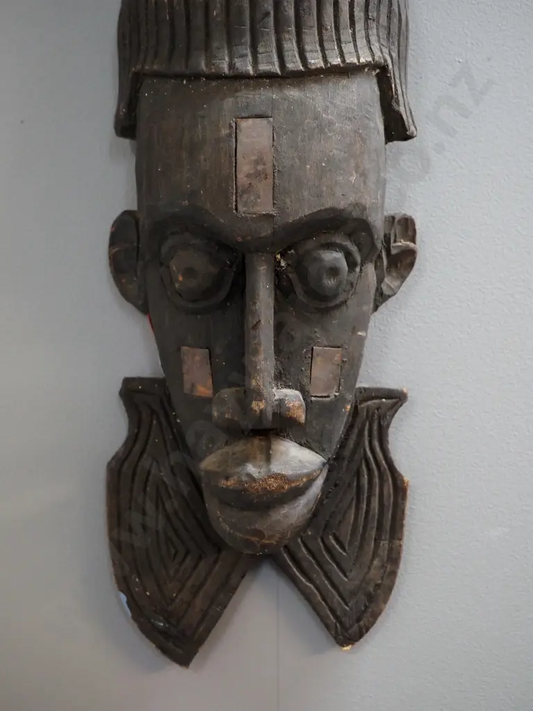 carved wooden wall mask - some damage to tip, minor damage on bottom edge H-690 W-145 Image 1++