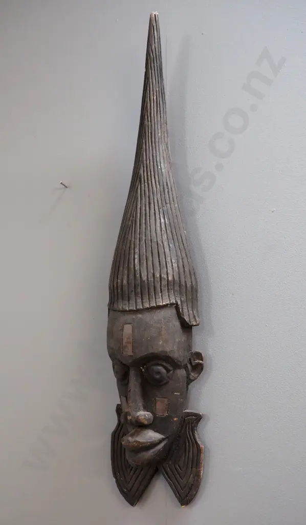carved wooden wall mask - some damage to tip, minor damage on bottom edge H-690 W-145 Image 1++