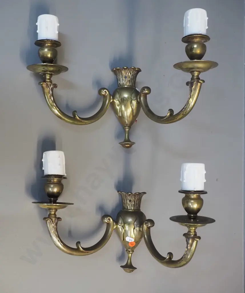 pair of brass 2-light candle style wall sconce light fittings H-260 W-330 Image 1++