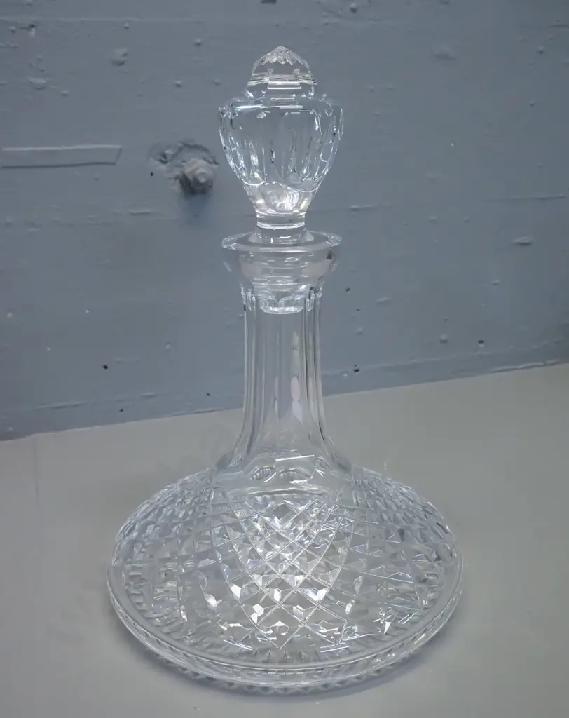 Waterford cut crystal ship's decanter H-270 D-200 Image 1++