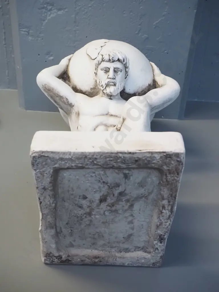 composite classical style Atlas figure with aged finish H-580 W-300 Image 1++