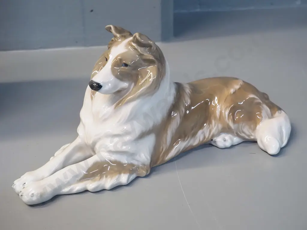 Royal Copenhagen collie dog figure No 1701 H-120 L-290 Image 1++