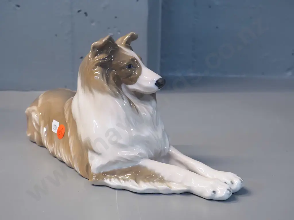 Royal Copenhagen collie dog figure No 1701 H-120 L-290 Image 1++