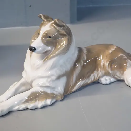 Royal Copenhagen collie dog figure No 1701 H-120 L-290