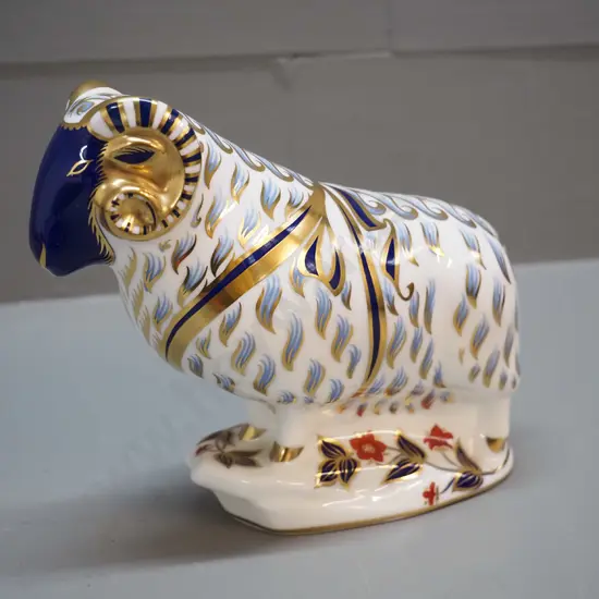 Royal Crown Derby ram paperweight / figurine H-140 L-190