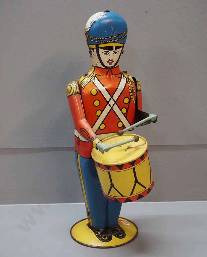 Wolverine USA No 27 Drum Major tin soldier with drumming mechanism - working but sluggish H340 Image 1++