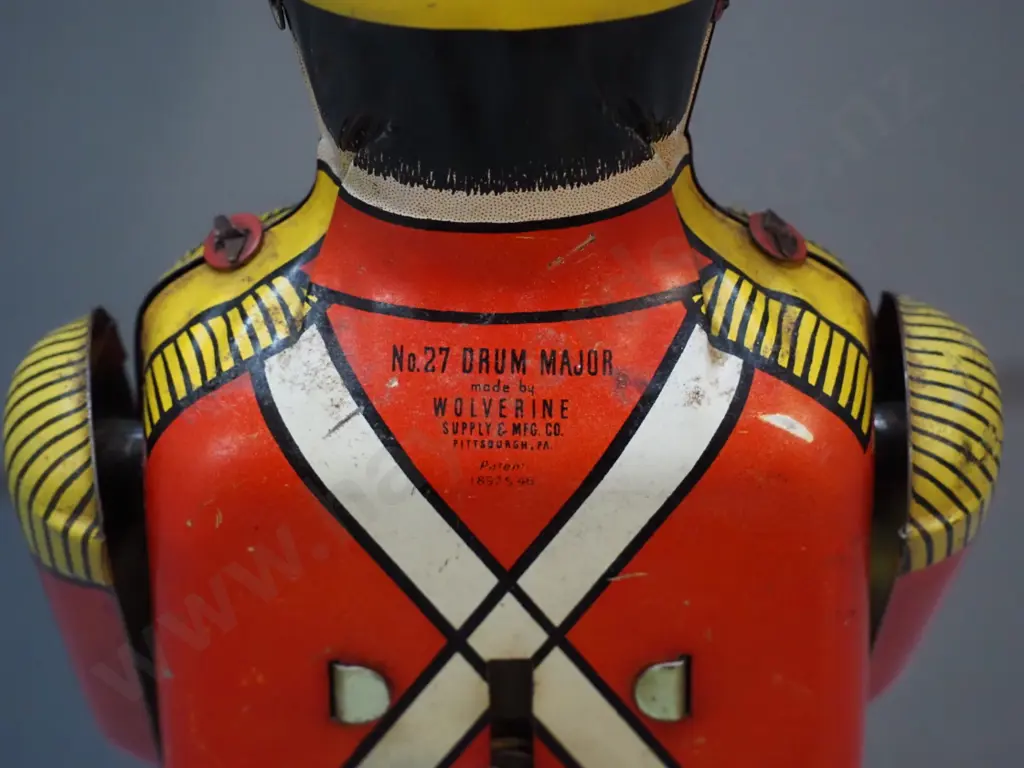 Wolverine USA No 27 Drum Major tin soldier with drumming mechanism - working but sluggish H340 Image 1++
