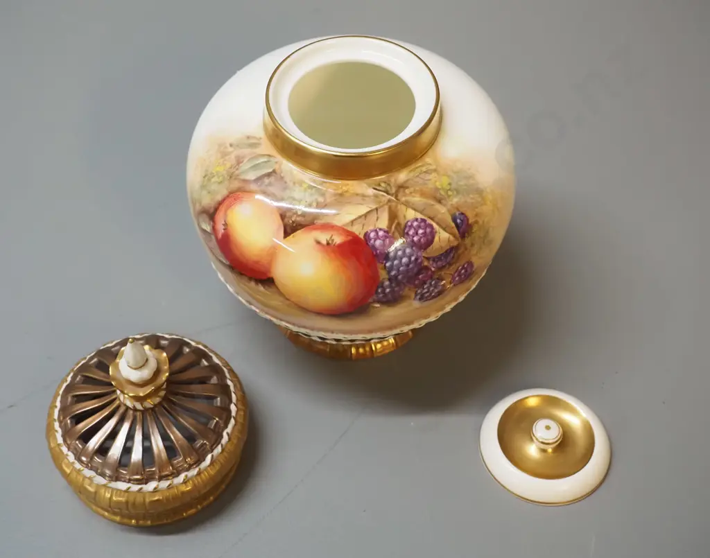 Royal Worcester double lidded fruits pattern jar, hand-painted, signed R. Price, stamped No. 1286 H-200 D-130 Image 1++