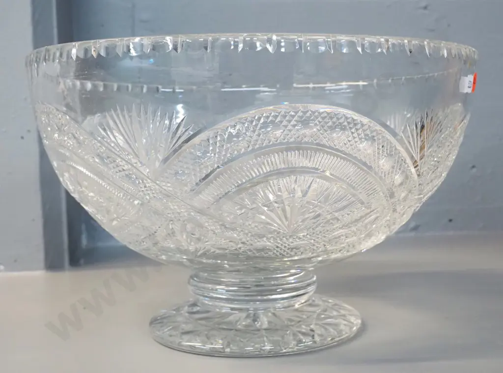 large footed Edinburgh cut crystal bowl H-210 D-330 Image 1++
