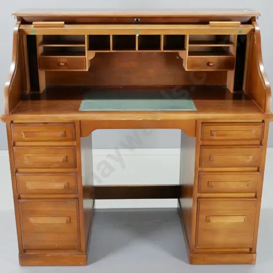 mahogany traditional style double-pedestal 8-drawer roll-top desk, 2 interior drawers & cubbyholes H-1170 W-1190 D-640