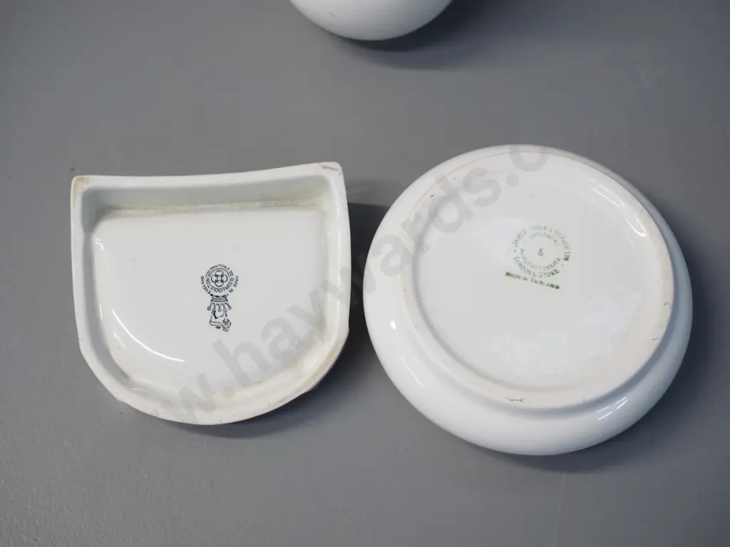 2 advertising ashtrays - Black & White Whisky by James Green and Auto Parts NZ by Royal Doulton plus a small Image 1++