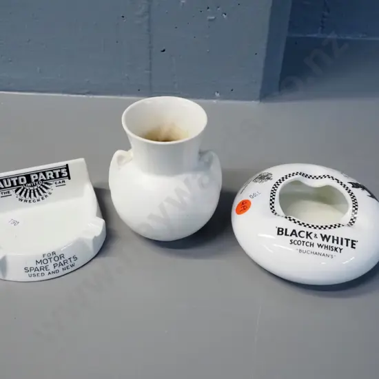 2 advertising ashtrays - Black & White Whisky by James Green and Auto Parts NZ by Royal Doulton plus a small