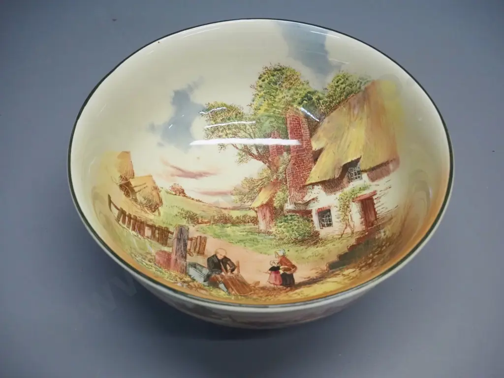 Royal Doulton Rustic England footed bowl H-110 D-150 Image 1++