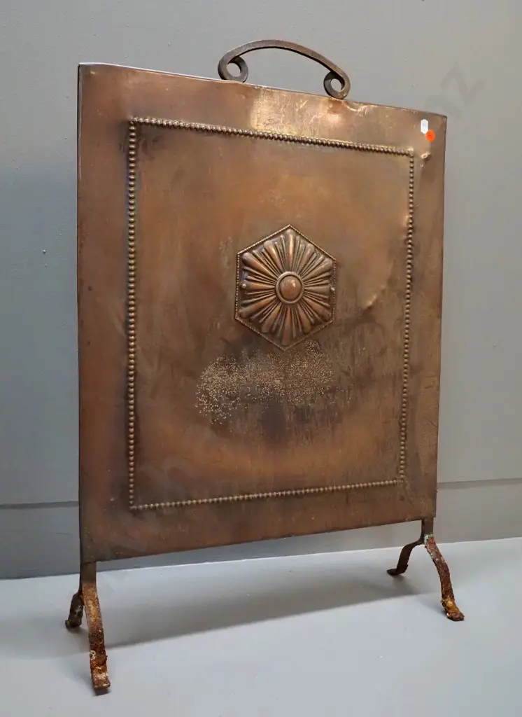 art deco copper fire guard with iron feet - some corrosion H-715 W-480 Image 1++