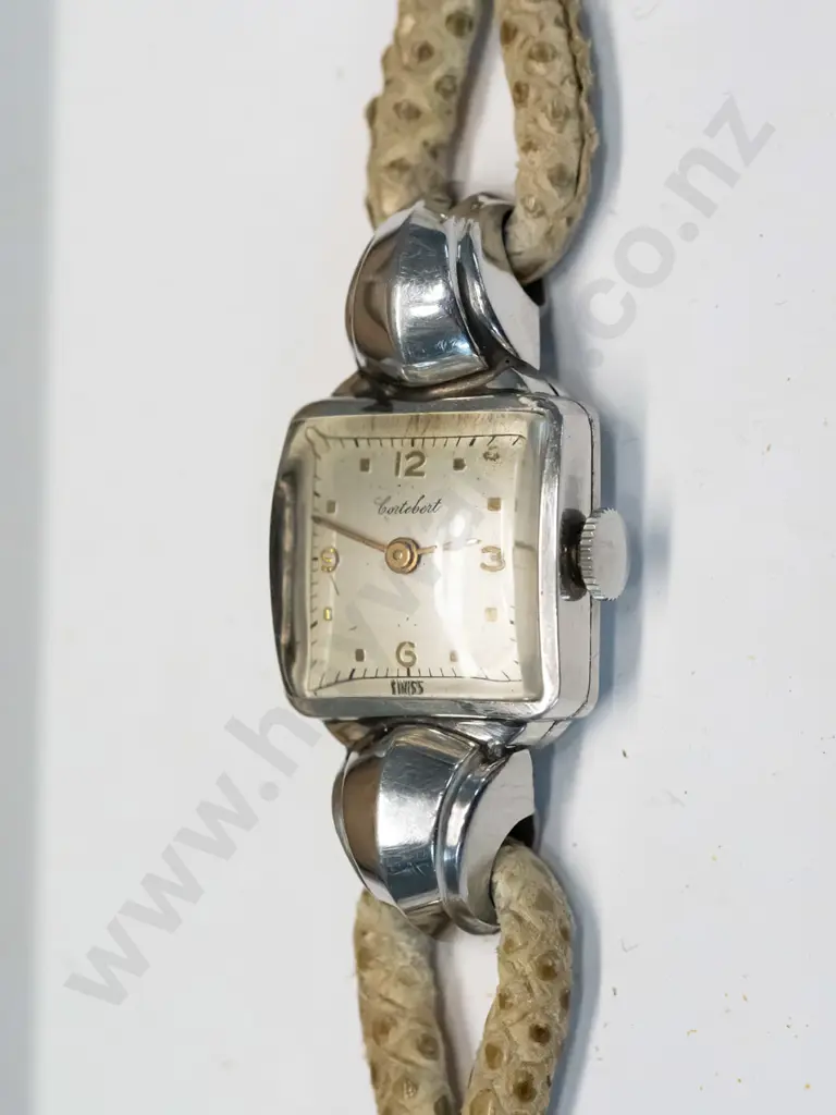 ladies boxed Corebert watch with original guarantee 20th May 1956 Image 1++